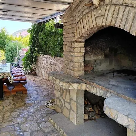 Apartamento With Parking Space Barbat, Rab - 25045