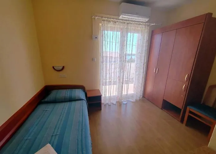 With Parking Space Barbat, Rab - 25045 Apartment Rab Town