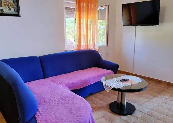 With Parking Space Barbat, Rab - 25045 Apartment *